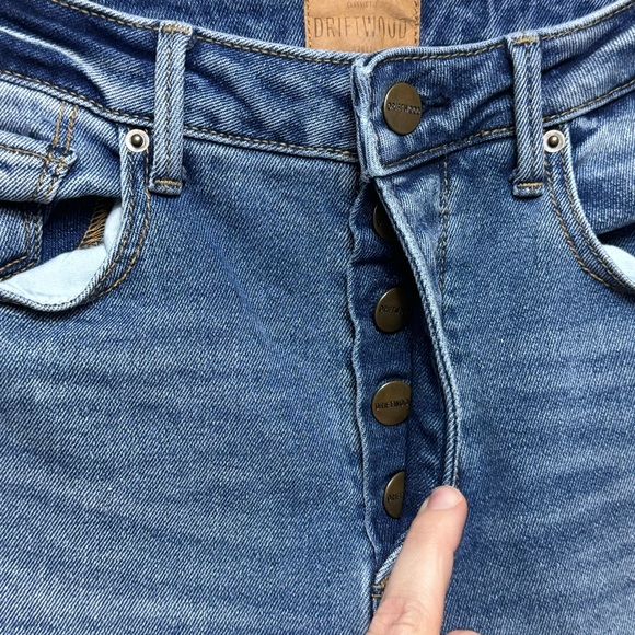 Driftwood Light Wash Meg Classic Fit Raw Hem Cropped Jeans Women’s 26 Button Fly - Picture 5 of 11